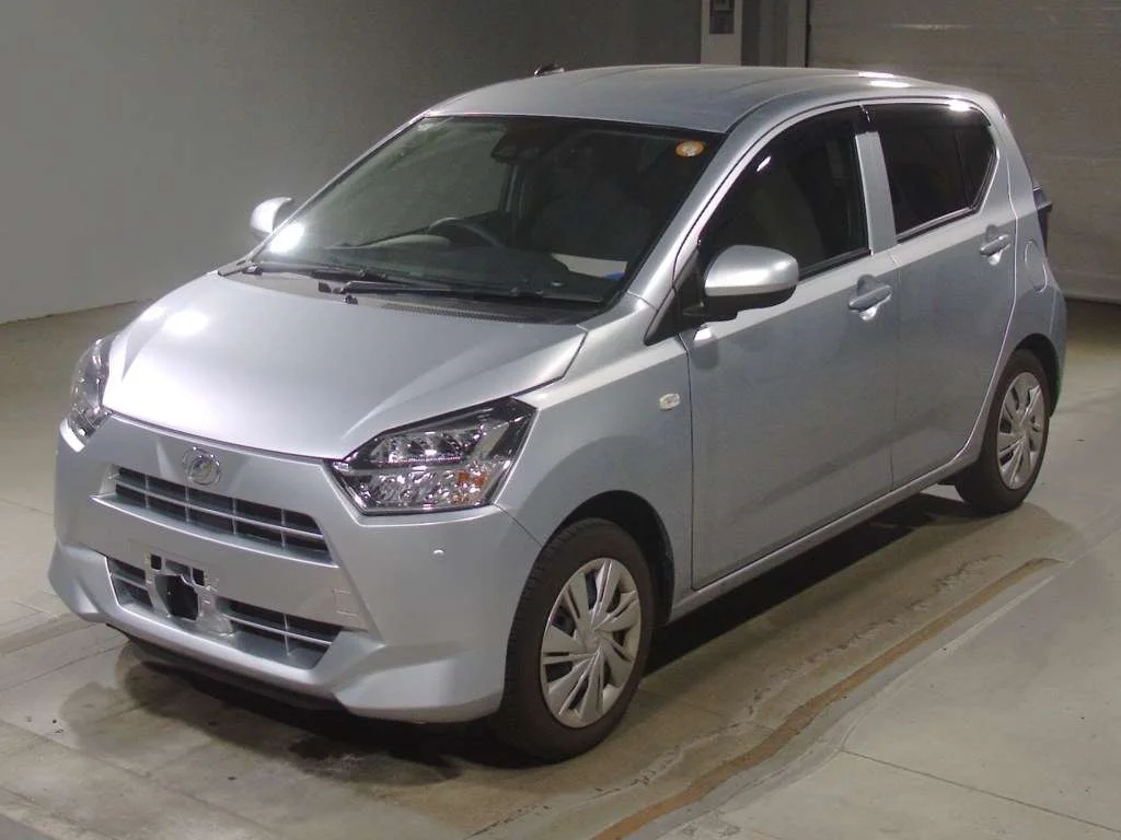 Daihatsu Mira e:S LA350S 2021
